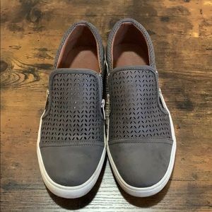 Women’s Slide On Shoes With Zipper